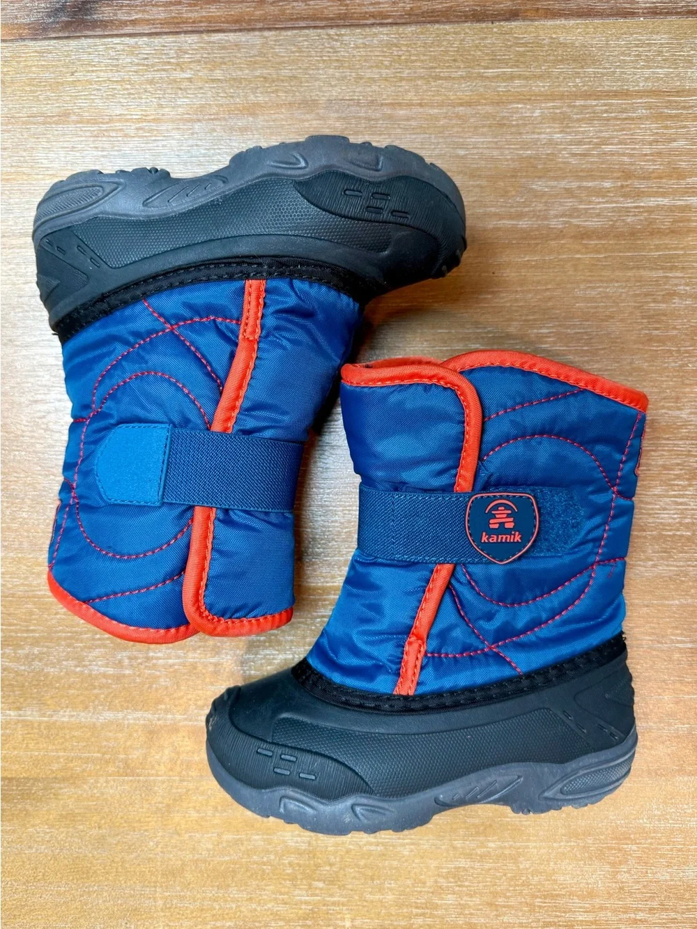 Kids' Snowbug 5 Waterproof Faux Fur Lined Boot   Blue Neon Orange Black Sz 10